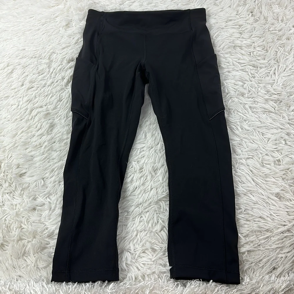 Lululemon Speed Up Crop (21